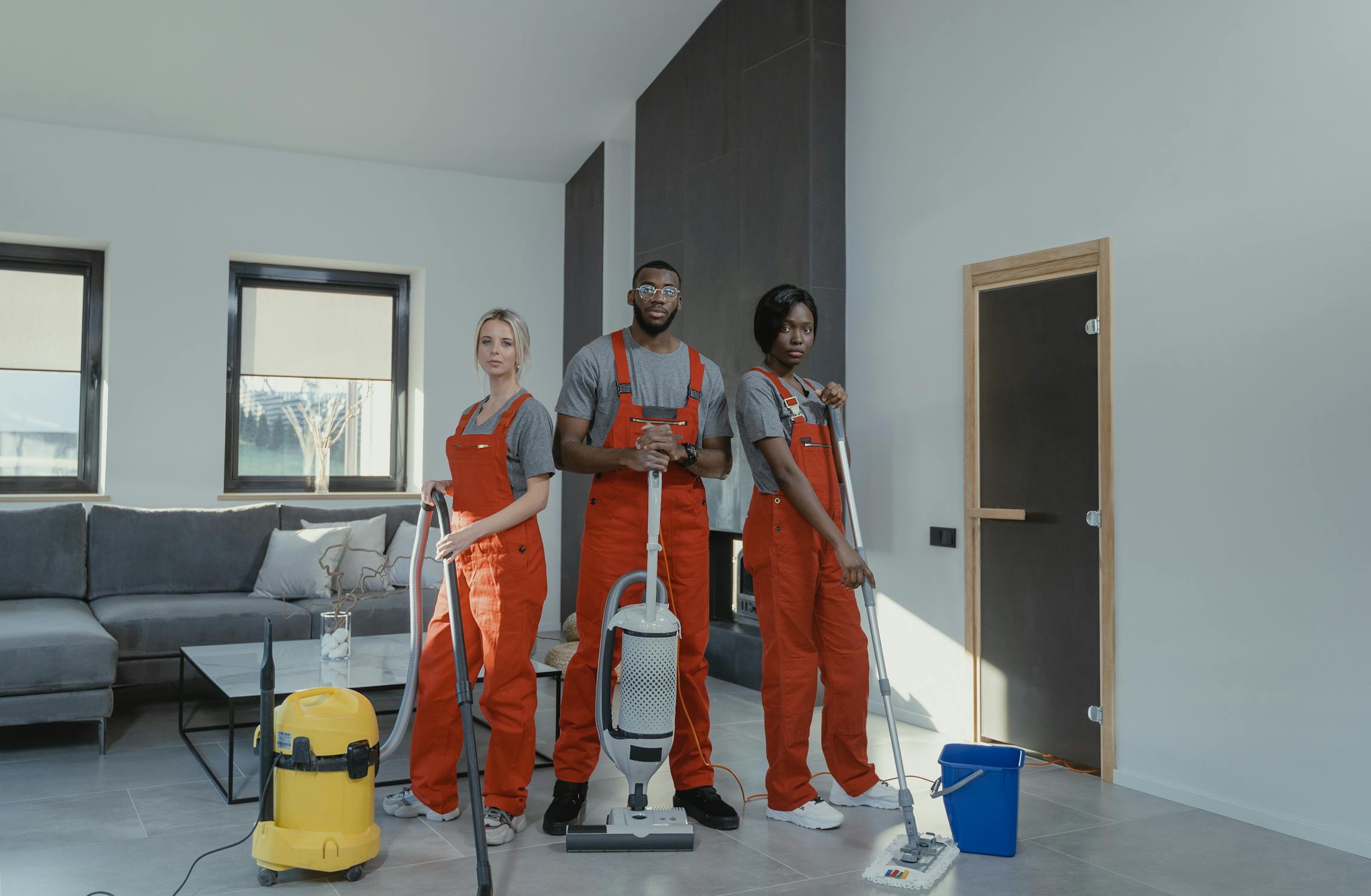 Чистка утюга от накипи и нагара 2026: лимонная кислота, карандаш Top House, средства Magic Power, Topperr, Filtero, Bagi